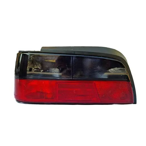 چراغ عقب اسپرت پژو پارس فن آوران دودی تیره (چپ)