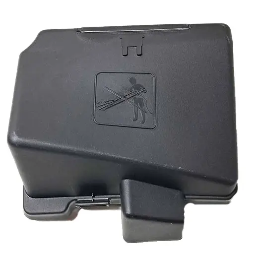 درب جعبه فیوز و رله پژو 206 ایساکو 1700803001 درب جعبه فیوز و رله پژو 206 ایساکو 1700803001