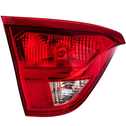 چراغ روی صندوق عقب کوییک مادپارت (چپ)