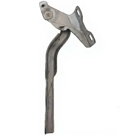 لولاي کاپوت تارا ایساکو (راست) 1640303999