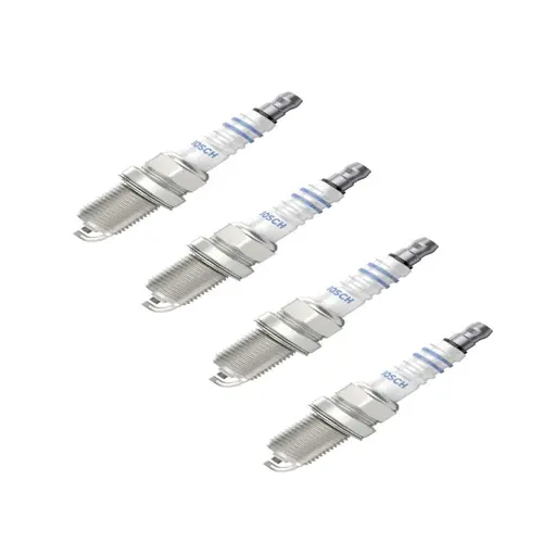 شمع خودرو بوش مدل پایه کوتاه FR7DC+8 بسته 4 عددی